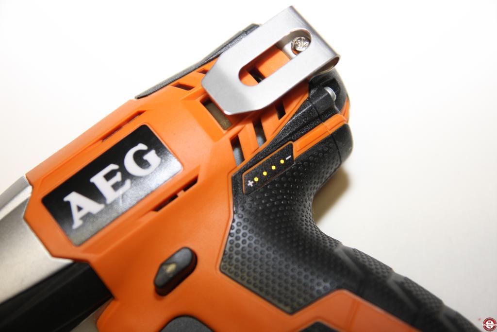 Visseuse à chocs sans fil AEG BSS 12C © Benjamin Leharivel - Zone Outillage Visseuse à chocs sans fil AEG BSS 12C © Benjamin Leharivel - Zone Outillage