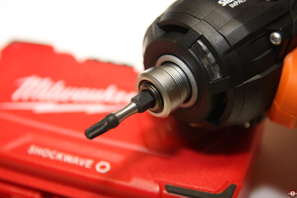 Visseuse à chocs AEG BSS18OP Visseuse à chocs AEG BSS18OP