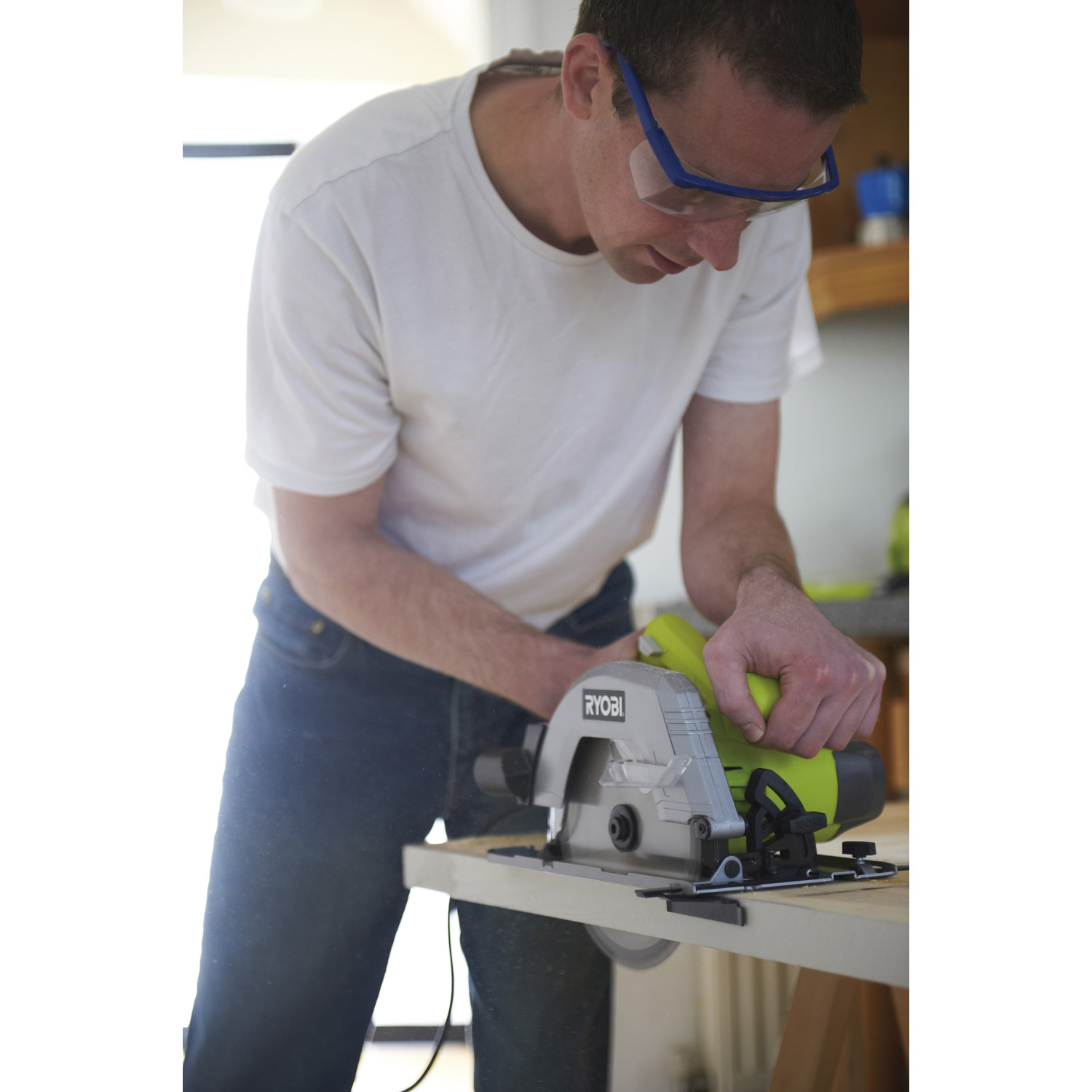 Scie circulaire filaire RWS1250-G RYOBI Scie circulaire filaire RWS1250-G RYOBI