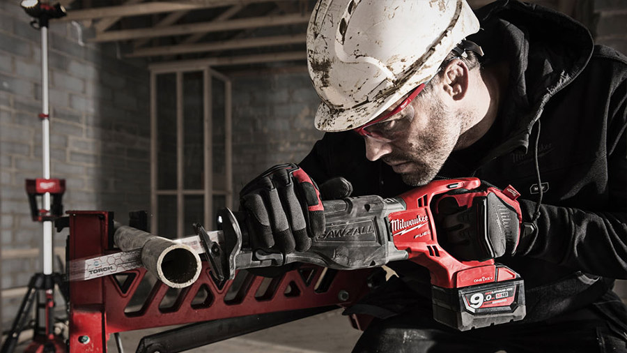 avis et prix Scie sabre Milwaukee M18 ONESX promotion pas cher avis et prix Scie sabre Milwaukee M18 ONESX promotion pas cher