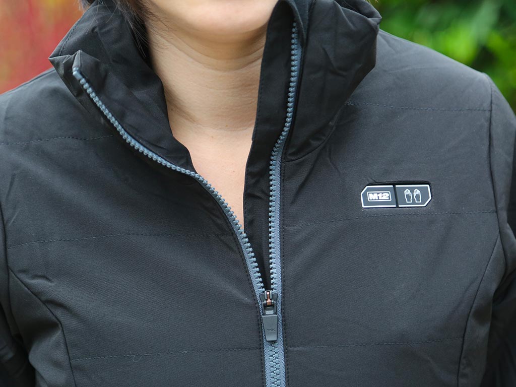 Veste chauffante Milwaukee M12 HJ LADIES © Benjamin Leharivel - Zone Outillage Veste chauffante Milwaukee M12 HJ LADIES © Benjamin Leharivel - Zone Outillage