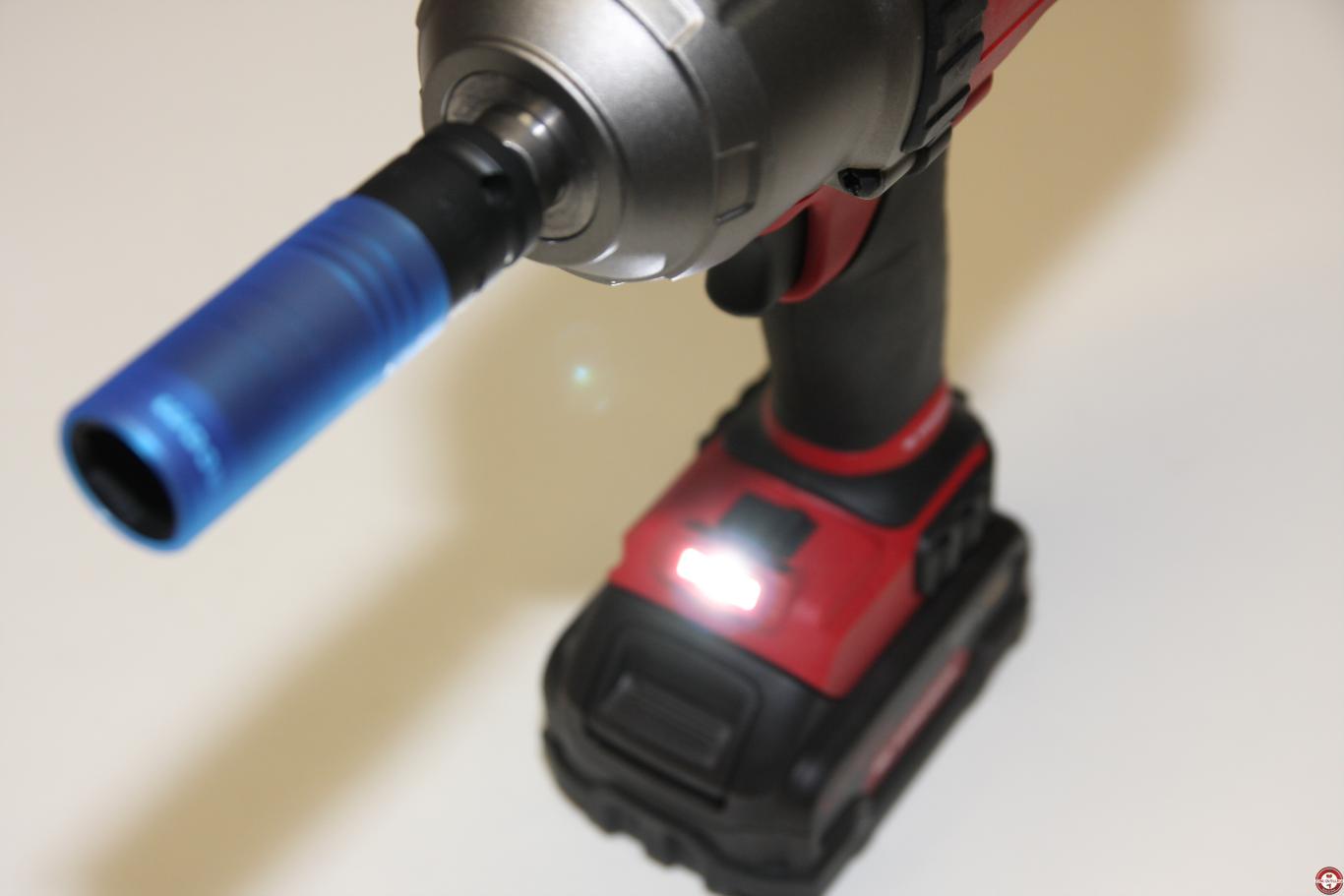 Test de la boulonneuse à chocs Facom CL3.C18S Test de la boulonneuse à chocs Facom CL3.C18S