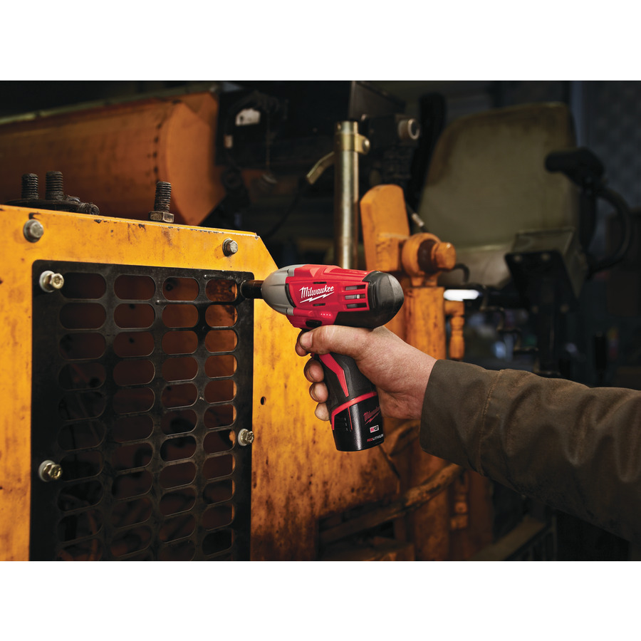 C12 IW-0 Boulonneuse à chocs sans fil Milwaukee