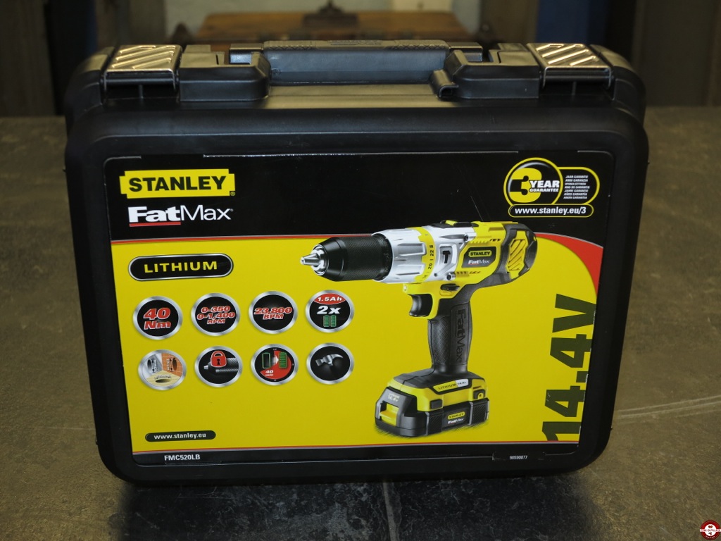 Perceuse-visseuse à percussion sans fil FMC520LB Stanley Fatmax