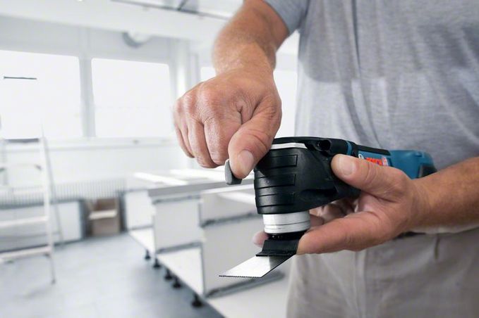 Découpeur-ponceur sans fil GOP 14,4 V-EC Bosch professional