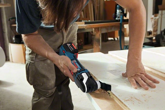 Découpeur-ponceur sans fil GOP 18 V-EC Bosch professional