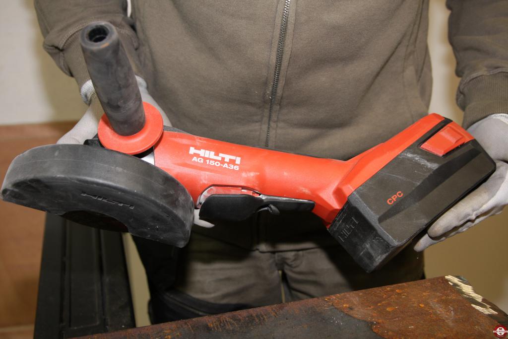 Meuleuse sans fil Hilti AG 150-A36 © Benjamin Leharivel - Zone Outillage Meuleuse sans fil Hilti AG 150-A36 © Benjamin Leharivel - Zone Outillage