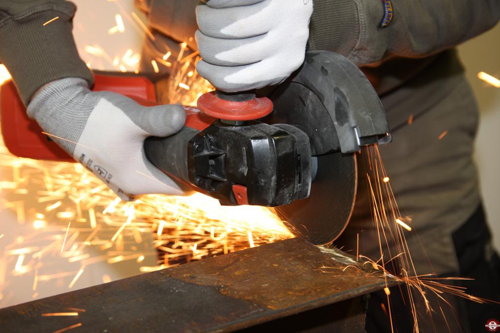 Meuleuse sans fil Hilti AG 150-A36 © Benjamin Leharivel - Zone Outillage Meuleuse sans fil Hilti AG 150-A36 © Benjamin Leharivel - Zone Outillage