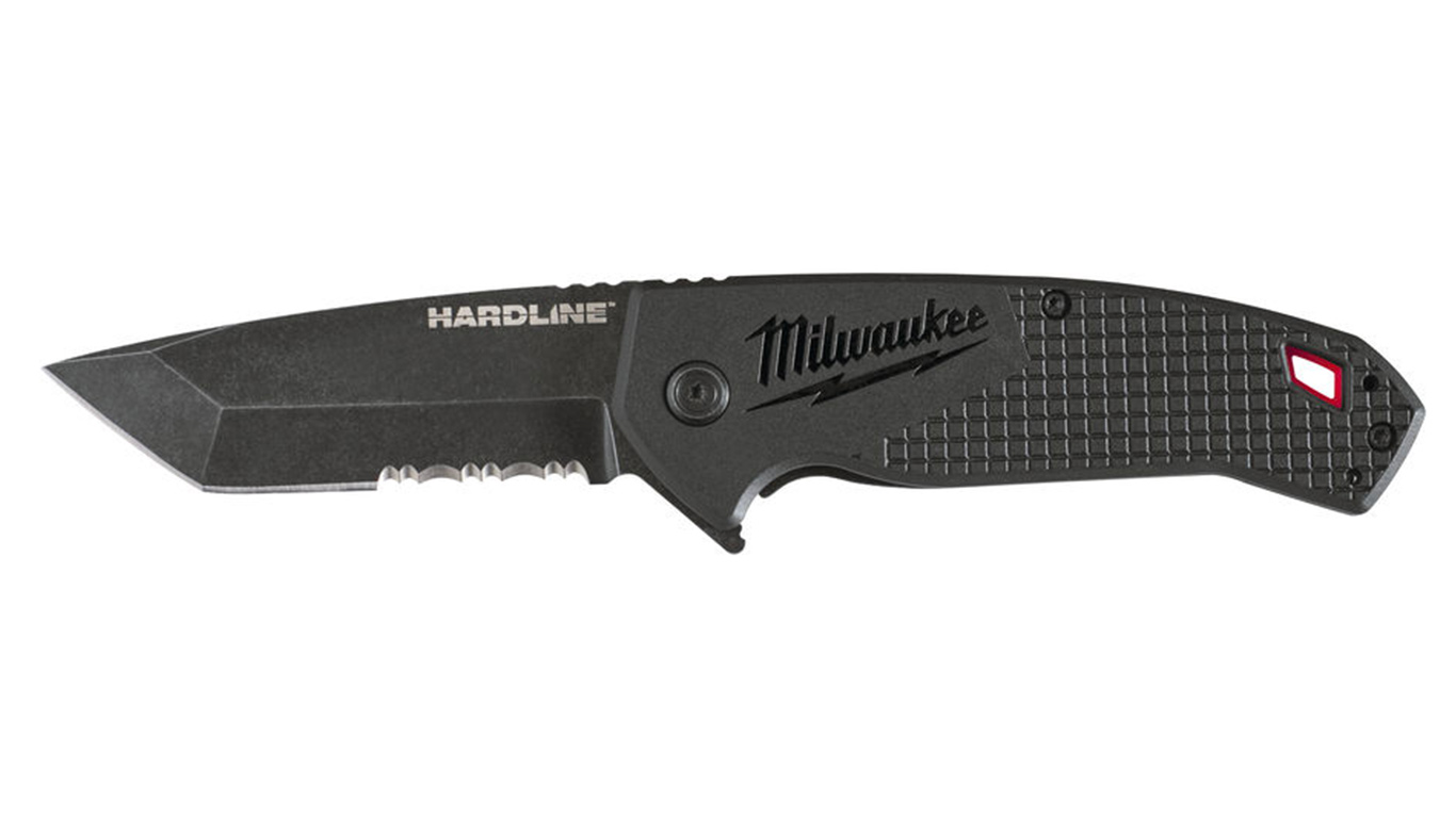 Couteau pliant Milwaukee Hardline lame crantée Couteau pliant Milwaukee Hardline lame crantée