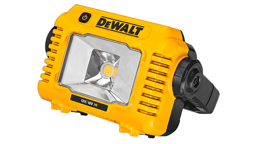 Test complet : Projecteur LED sans fil DEWALT DCL077-XJ