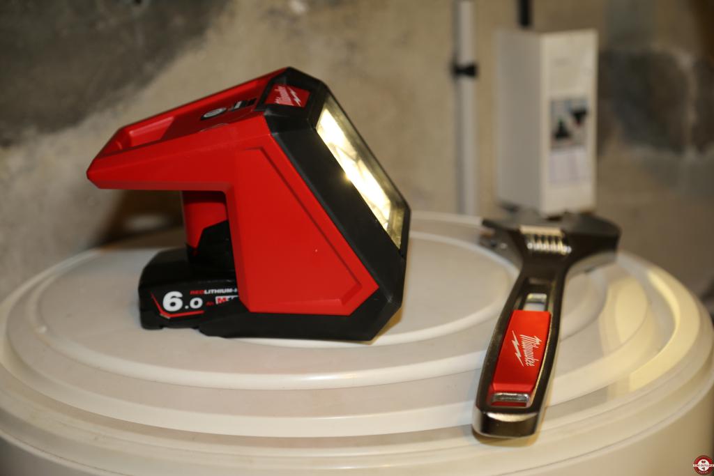 Projecteur de chantier sans fil M12 AL Milwaukee Projecteur de chantier sans fil M12 AL Milwaukee