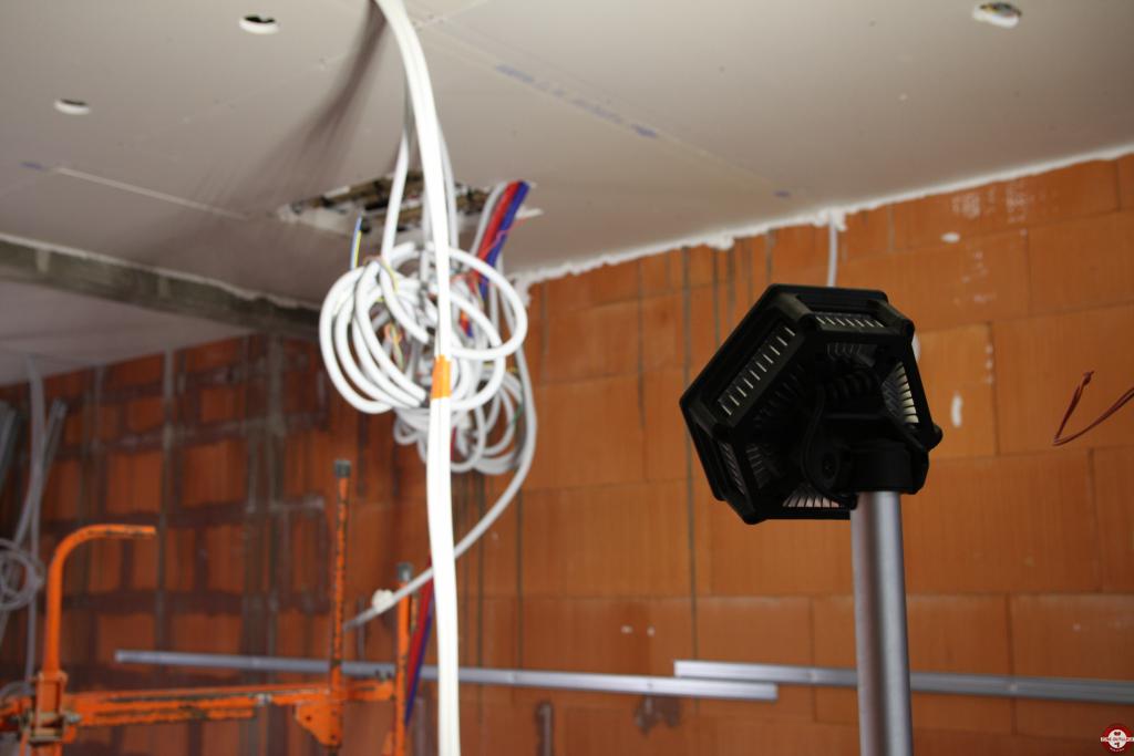 Projecteur de chantier M18 SAL-502B Trueview Milwaukee © Benjamin Leharivel - Zone Outillage Projecteur de chantier M18 SAL-502B Trueview Milwaukee © Benjamin Leharivel - Zone Outillage