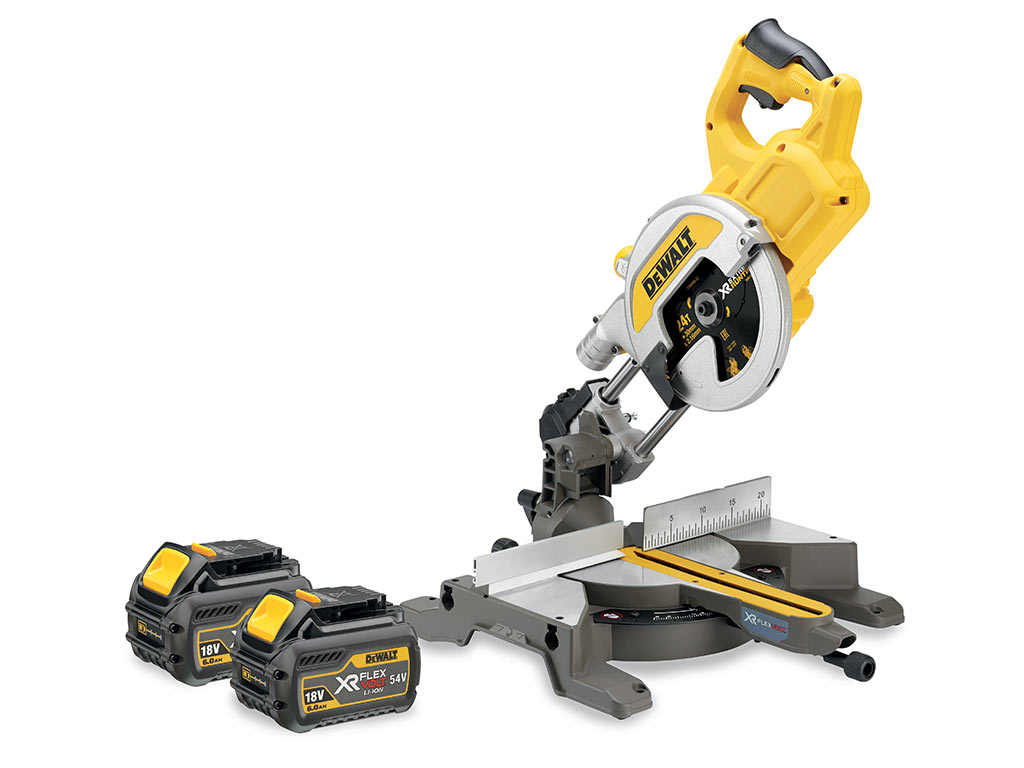 Scie à onglets radiale 216 mm DeWALT DCS777T2 54V XR FLEXVOLT Scie à onglets radiale 216 mm DeWALT DCS777T2 54V XR FLEXVOLT