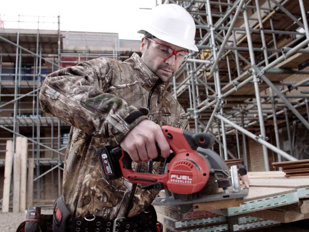 Veste chauffante Milwaukee M12 HJ CAM04 Veste chauffante Milwaukee M12 HJ CAM04