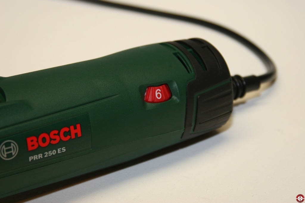 Bosch Abrasif bois pour ponceuse PRR 250 ES 30 mm G120 3 Pièces Rouge 