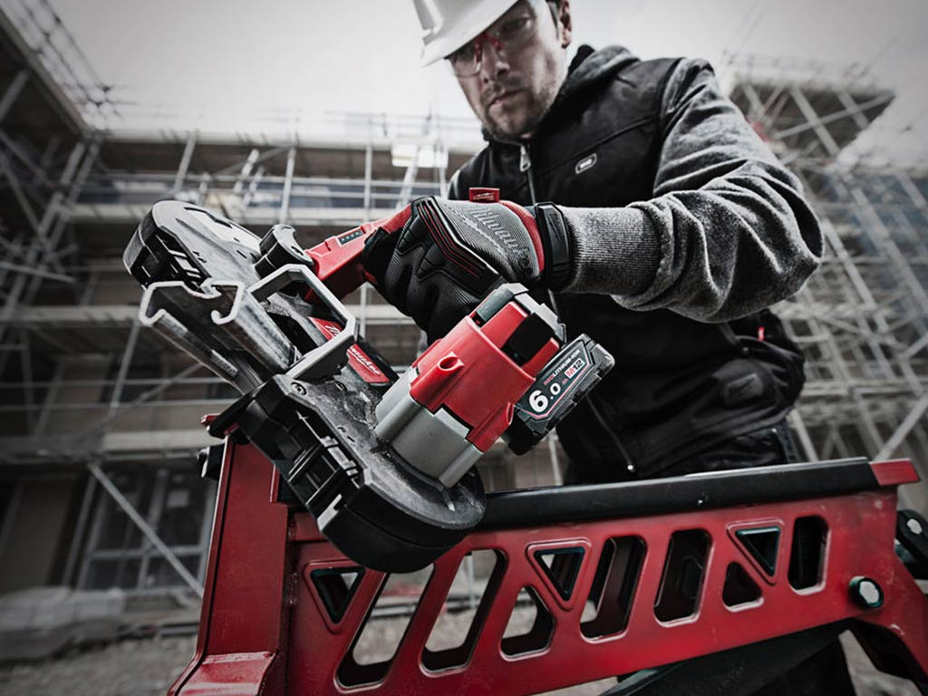 Milwaukee scie à ruban M12 BS-602C Milwaukee scie à ruban M12 BS-602C