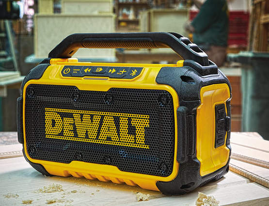 Animez vos chantiers avec la nouvelle enceinte bluetooth DCR011 DEWALT Animez vos chantiers avec la nouvelle enceinte bluetooth DCR011 DEWALT