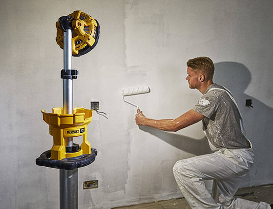 Test et avis du nouveau projecteur LED DCL079 DEWALT Test et avis du nouveau projecteur LED DCL079 DEWALT