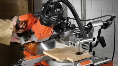 Scie radiale PS254L AEG