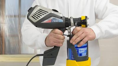 Pistolet à peinture SPRAYGO 3500 © Seigneurie Gauthier Pistolet à peinture SPRAYGO 3500 © Seigneurie Gauthier