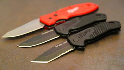 Couteaux pliants Milwaukee Hardline et Fastback