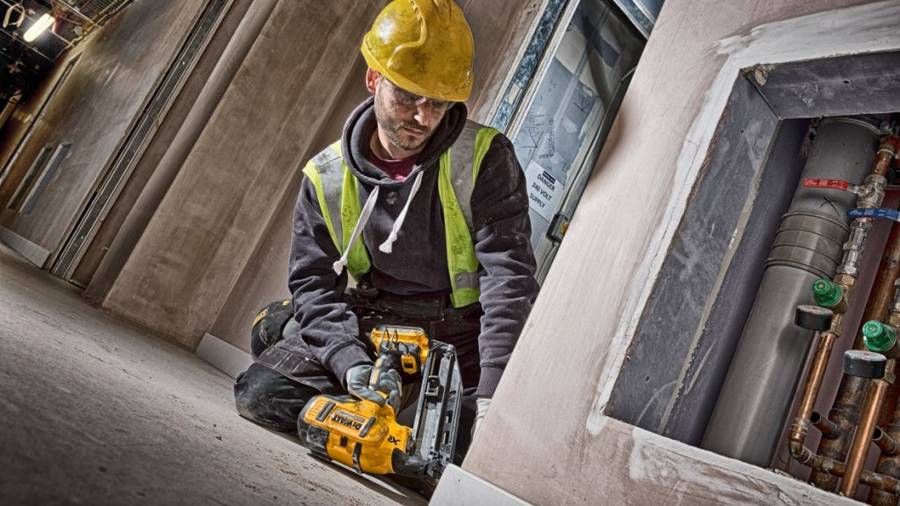 Cloueur de finitions DeWALT DCN660D2