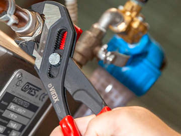 La pince-clé 10'' 250mm 0112 Virax La pince-clé 10'' 250mm 0112 Virax