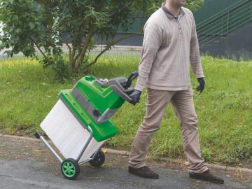 Broyeur de végétaux RIBILAND PRBVB2800 Broyeur de végétaux RIBILAND PRBVB2800