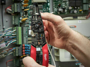 nouveaux outils à main Milwaukee dédiés aux électriciens