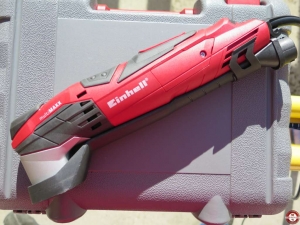 Découpeur-ponceur Einhell Multimaxx RT-MG 200 E © Zone Outillage Découpeur-ponceur Einhell Multimaxx RT-MG 200 E © Zone Outillage