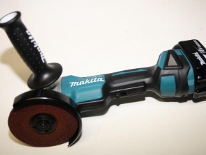 Meuleuse sans fil Makita DGA505RMJ © Benjamin LEHARIVEL - Zone Outillage
