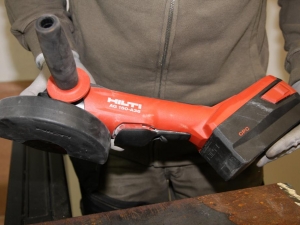 Meuleuse sans fil Hilti AG 150-A36 © Benjamin LEHARIVEL - Zone Outillage Meuleuse sans fil Hilti AG 150-A36 © Benjamin LEHARIVEL - Zone Outillage