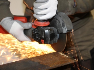 Meuleuse sans fil Hilti AG 150-A36 © Benjamin LEHARIVEL - Zone Outillage Meuleuse sans fil Hilti AG 150-A36 © Benjamin LEHARIVEL - Zone Outillage