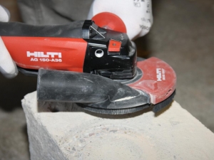 Meuleuse sans fil Hilti AG 150-A36 © Benjamin LEHARIVEL - Zone Outillage Meuleuse sans fil Hilti AG 150-A36 © Benjamin LEHARIVEL - Zone Outillage
