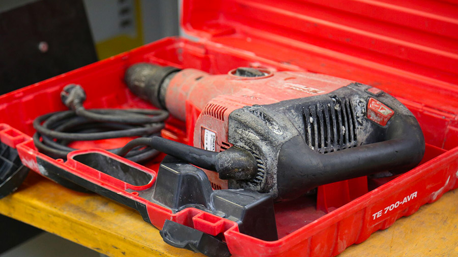 Découverte des coulisses du SAV HILTI France de Bois-d’Arcy Découverte des coulisses du SAV HILTI France de Bois-d’Arcy