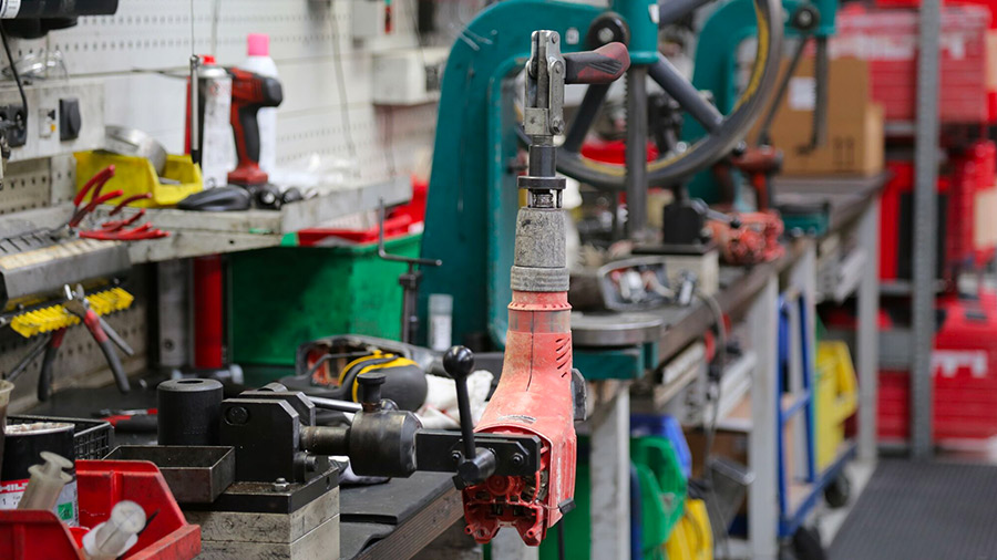 Découverte des coulisses du SAV HILTI France de Bois-d’Arcy Découverte des coulisses du SAV HILTI France de Bois-d’Arcy