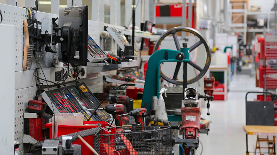 Découverte des coulisses du SAV HILTI France de Bois-d’Arcy Découverte des coulisses du SAV HILTI France de Bois-d’Arcy