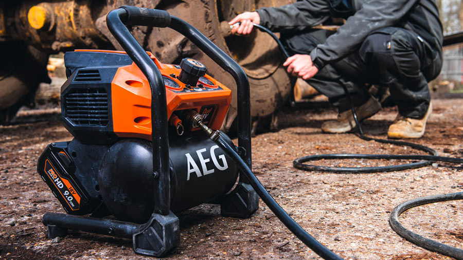 BK18-38BL AEG : un compresseur de chantier 18 V autonome et efficace BK18-38BL AEG : un compresseur de chantier 18 V autonome et efficace