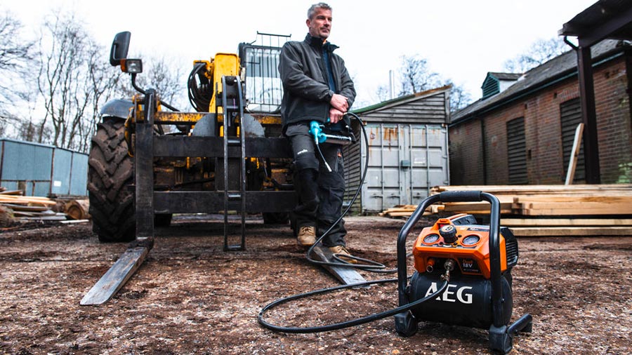 BK18-38BL AEG : un compresseur de chantier 18 V autonome et efficace BK18-38BL AEG : un compresseur de chantier 18 V autonome et efficace