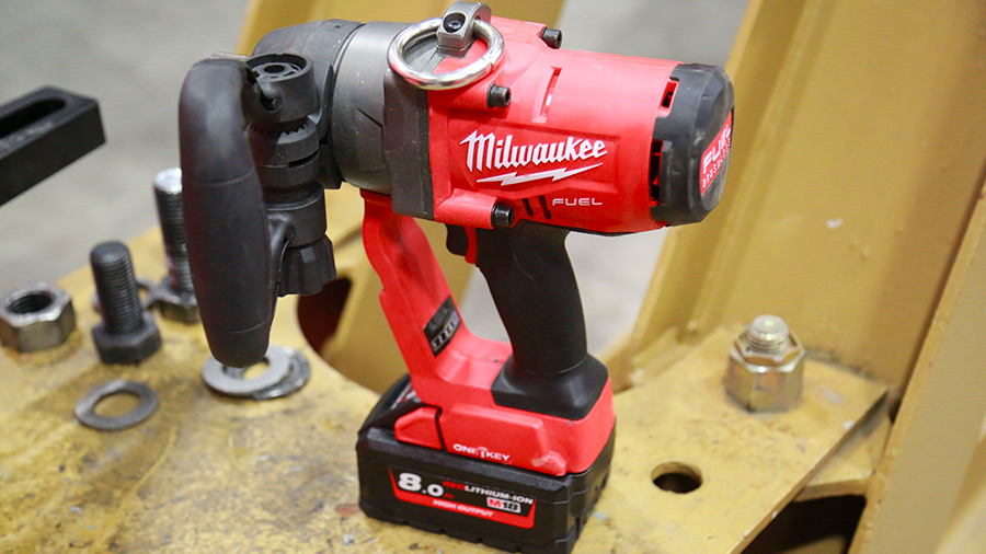 Milwaukee présente la première boulonneuse sur batterie 1" M18 ONEFHIWF1 Milwaukee présente la première boulonneuse sur batterie 1" M18 ONEFHIWF1