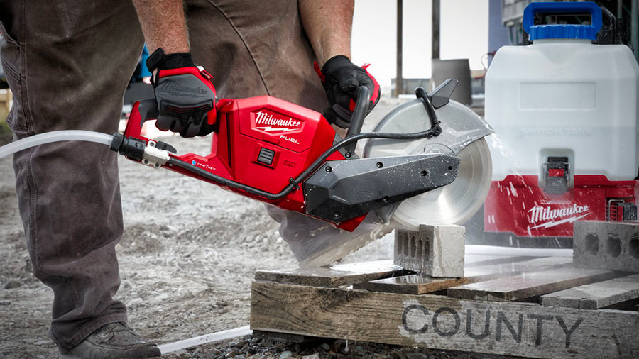 Milwaukee présente la première découpeuse à béton 230 mm 18 V M18 FCOS230 Milwaukee présente la première découpeuse à béton 230 mm 18 V M18 FCOS230
