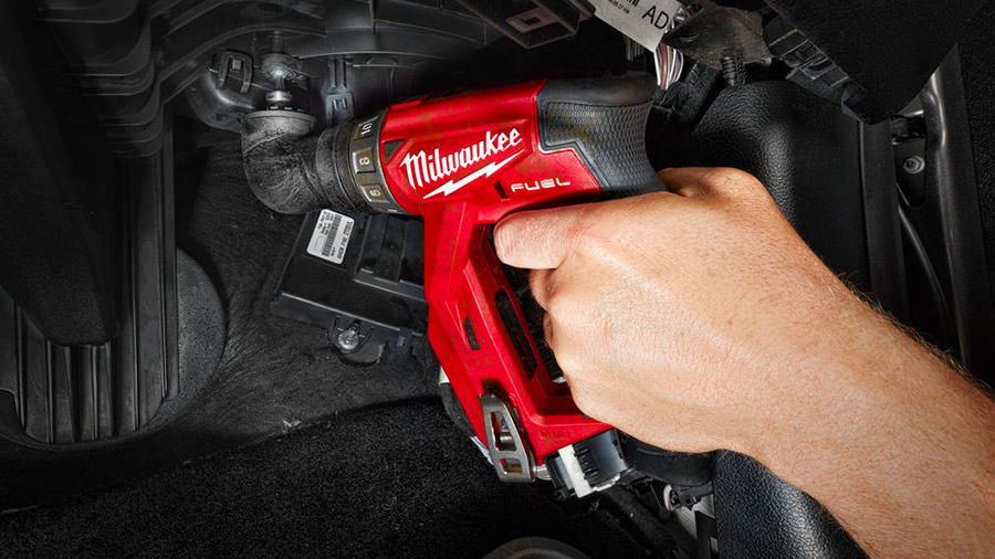 M12 FDDX : une perceuse-visseuse sans-fil à mandrin amovible polyvalente M12 FDDX : une perceuse-visseuse sans-fil à mandrin amovible polyvalente