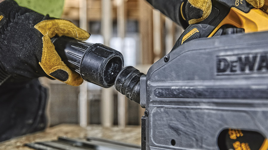 DEWALT revisite sa scie plongeante sans fil DCS520 XR FLEXVOLT avec le WTC DEWALT revisite sa scie plongeante sans fil DCS520 XR FLEXVOLT avec le WTC