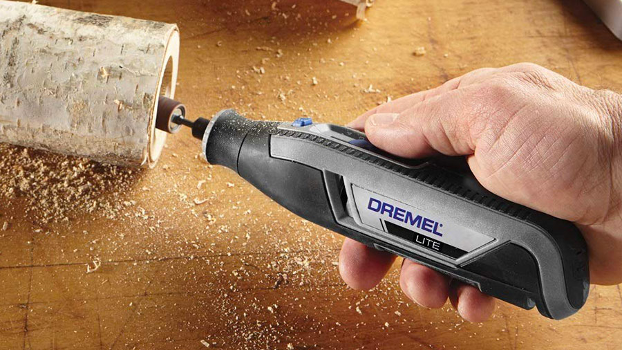 Réalisez des travaux de précision avec l’outil multi-usages Dremel Lite 7760 Réalisez des travaux de précision avec l’outil multi-usages Dremel Lite 7760