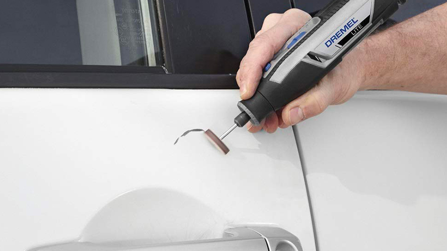 Réalisez des travaux de précision avec l’outil multi-usages Dremel Lite 7760 Réalisez des travaux de précision avec l’outil multi-usages Dremel Lite 7760