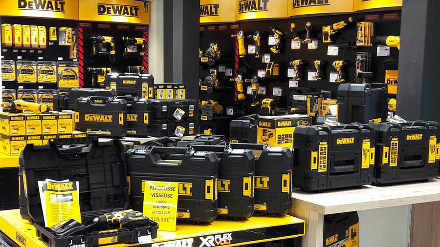 DEWALT PREMIUM STORE : un nouveau concept pour une expérience d'achat unique DEWALT PREMIUM STORE : un nouveau concept pour une expérience d'achat unique