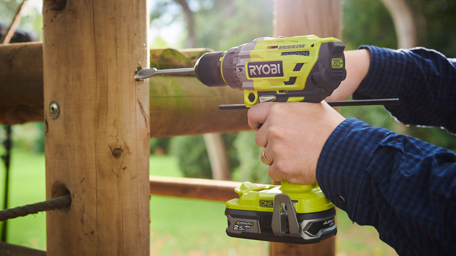 Test et avis de la perceuse-visseuse à percussion sans-fil R18PD7 RYOBI Test et avis de la perceuse-visseuse à percussion sans-fil R18PD7 RYOBI