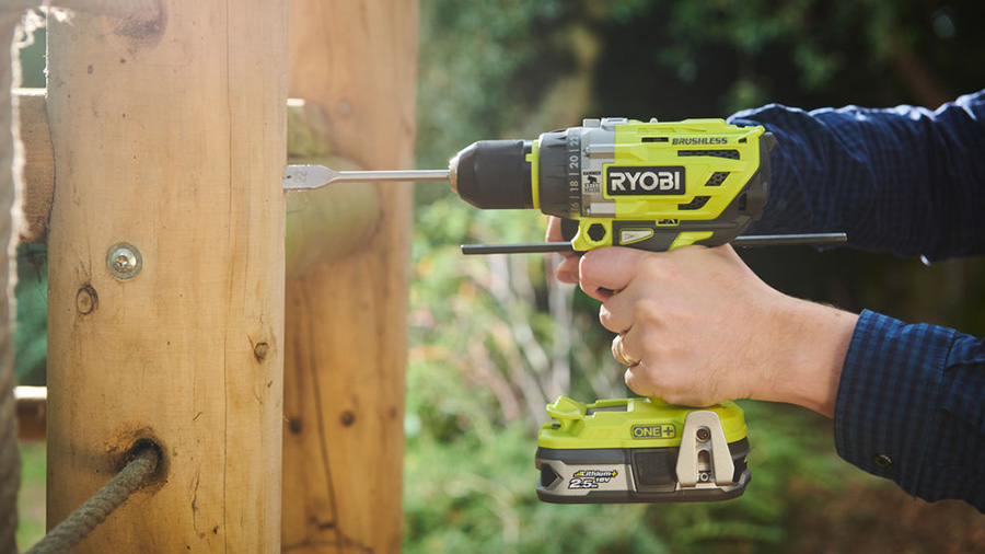 Test et avis de la perceuse-visseuse à percussion sans-fil R18PD7 RYOBI Test et avis de la perceuse-visseuse à percussion sans-fil R18PD7 RYOBI