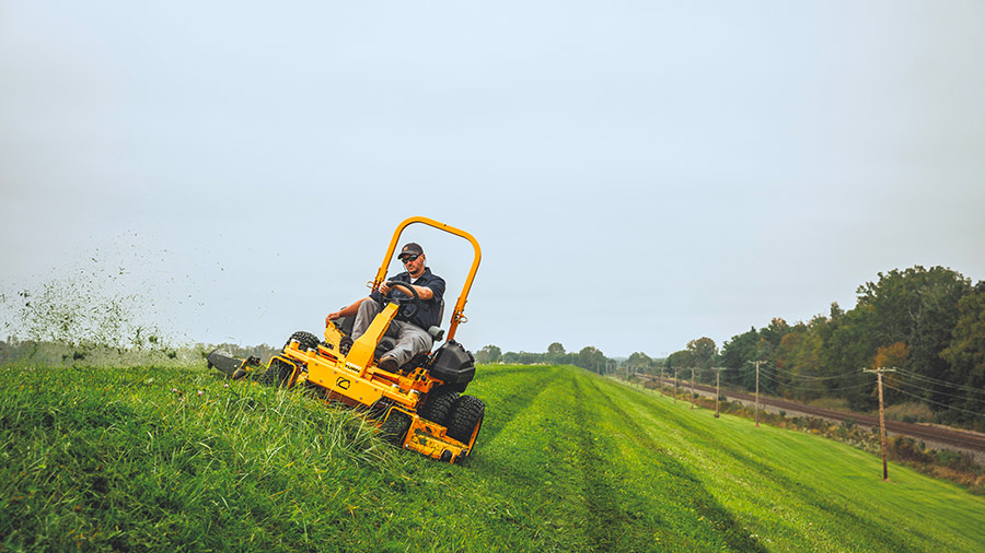 Tondeuse autoportée Z9 183 ID ZERO-TURN Cub Cadet Tondeuse autoportée Z9 183 ID ZERO-TURN Cub Cadet