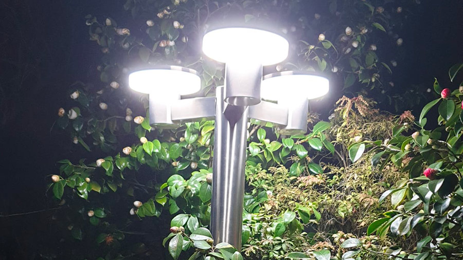 Lampadaire solaire à télecommande Timeo PRLUMSOL4/200 Ribimex Lampadaire solaire à télecommande Timeo PRLUMSOL4/200 Ribimex